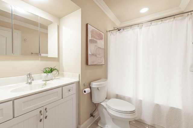 bathroom featuring toilet, vanity, ornamental molding, shower / tub combo with curtain, and baseboards