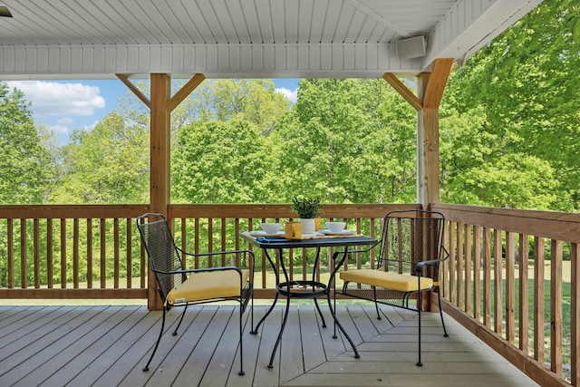 7565 N County Line Rd, Fairview, TN 37062 - deck featuring outdoor dining space