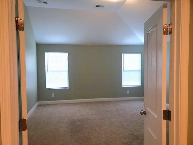 2260 Viking Ct, Murfreesboro, TN 37127 - carpeted empty room with vaulted ceiling, visible vents, and baseboards