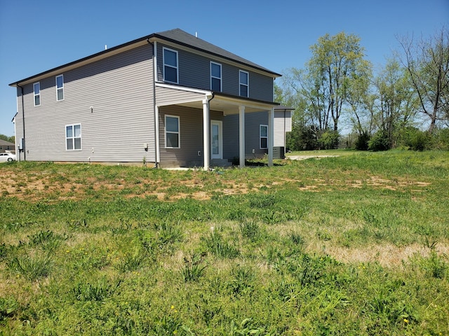 2260 Viking Ct, Murfreesboro, TN 37127 - back of property with central air condition unit