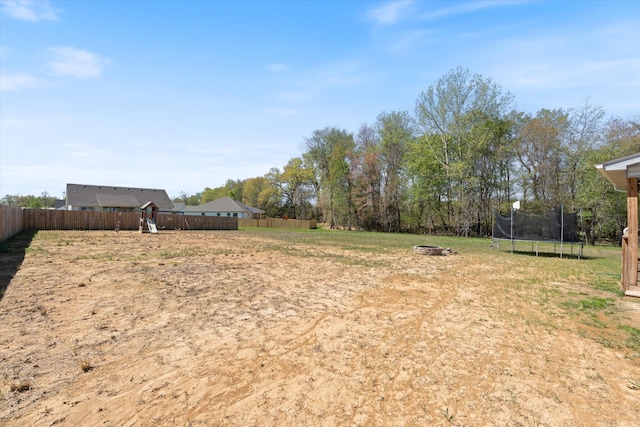 406 Bender Ct, Clarksville, TN 37042 - view of yard featuring fence and a trampoline