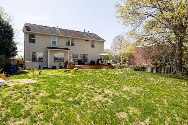 304 Hay Market Ct, Franklin, TN 37067 - rear view of property featuring fence, a wooden deck, and a yard