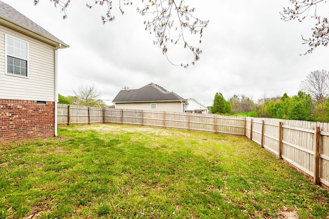 327 Arabian Ln, Springfield, TN 37172 - view of yard featuring a fenced backyard
