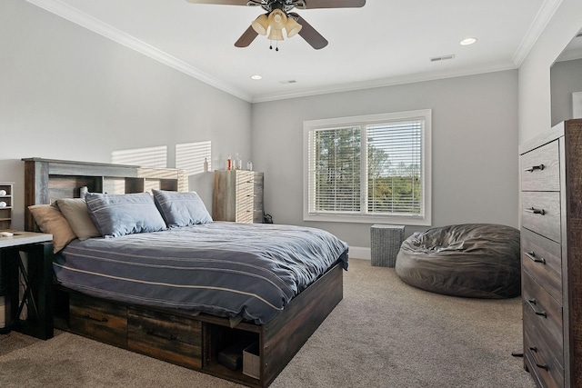 bedroom featuring recessed lighting, visible vents, ornamental molding, carpet floors, and ceiling fan