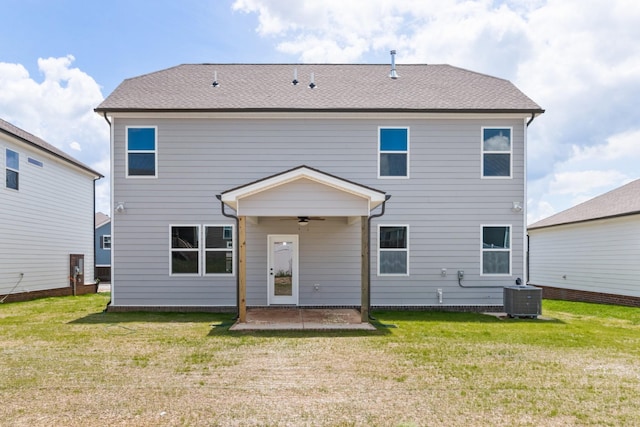264 Subban Ct, Lebanon, TN 37087 - back of property with a lawn, central AC, a patio, and ceiling fan