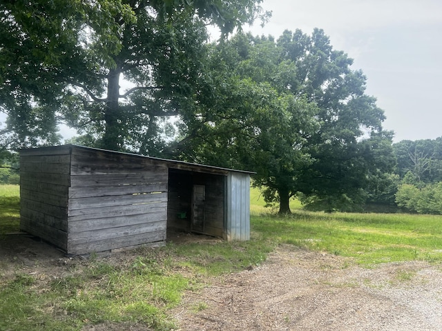 612 Jesse Work Rd, Dickson, TN 37055 - view of outbuilding