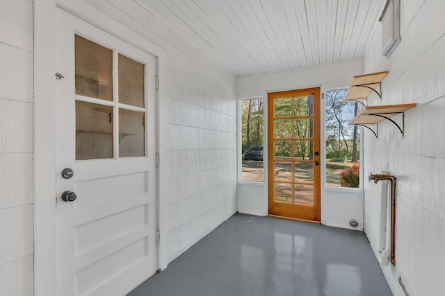 doorway featuring concrete flooring