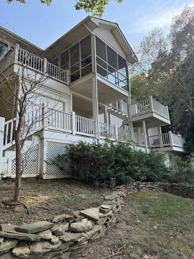 15 Cheekwood Ln, Cadiz, KY 42211 - back of property with a sunroom