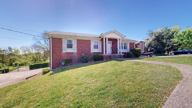 1001 Clearview Dr, Mount Juliet, TN 37122 - view of front of house featuring brick siding and a front yard