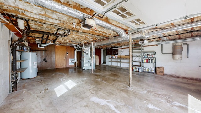 1001 Clearview Dr, Mount Juliet, TN 37122 - below grade area with heating unit and electric water heater