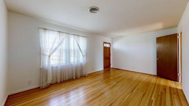 1001 Clearview Dr, Mount Juliet, TN 37122 - spare room with light wood-style flooring, visible vents, and baseboards