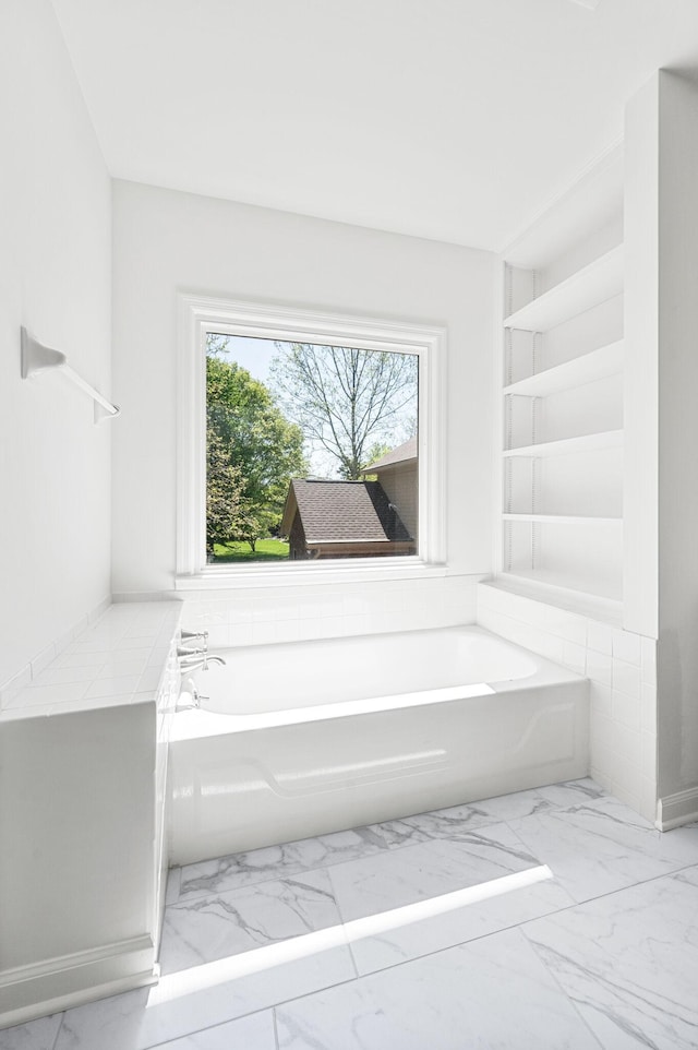 1008 Green Hill Cv, Brentwood, TN 37027 - full bath with a bath, marble finish floor, and built in shelves