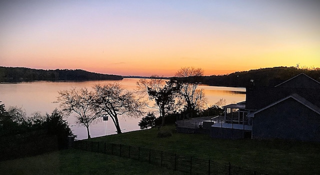 247 Woods Ferry Cir, Gallatin, TN 37066 - water view