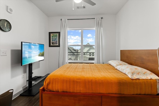 1638 54th Ave N Unit 320, Nashville, TN 37209 - bedroom featuring dark wood-type flooring, visible vents, a ceiling fan, and baseboards