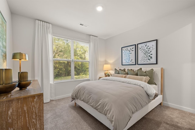 bedroom featuring recessed lighting, visible vents, carpet flooring, and baseboards