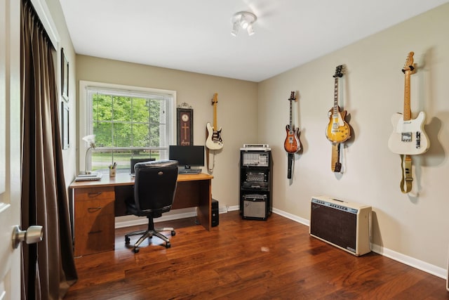 110 Ewingville Dr, Franklin, TN 37064 - office space with dark wood-style flooring and baseboards