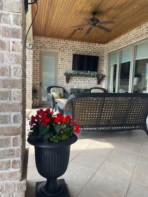 889 Plantation Blvd, Gallatin, TN 37066 - view of patio with a ceiling fan