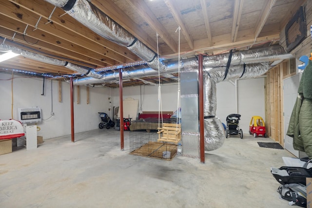 6336 Hickory Dr, Centerville, TN 37033 - unfinished below grade area with heating unit