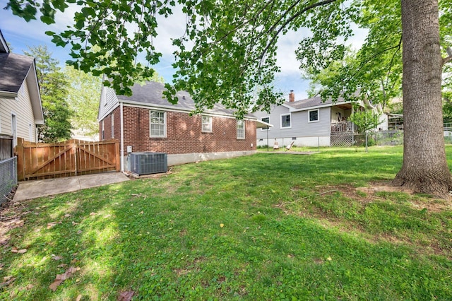 120 39th Ave N, Nashville, TN 37209 - view of yard with a gate, central AC, and a fenced backyard