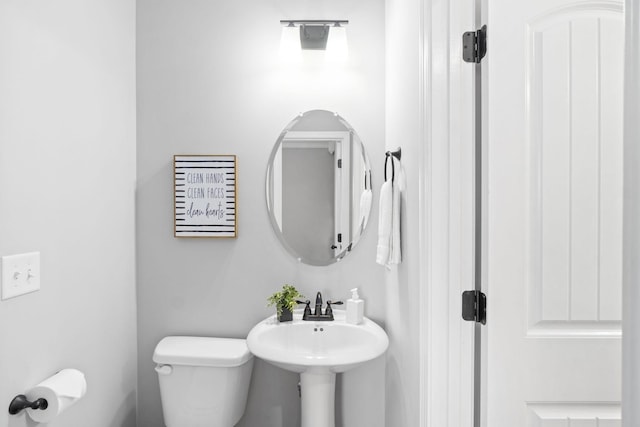159 Matheson Dr, Clarksville, TN 37043 - half bath featuring toilet and a sink