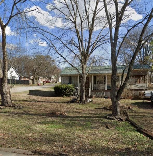 518 Basswood Ave, Nashville, TN 37209 - view of yard with covered porch