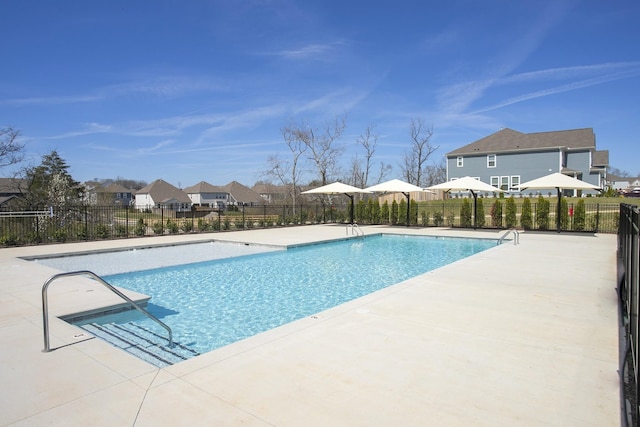 698 Conifer Dr, Spring Hill, TN 37174 - community pool with a patio and a residential view
