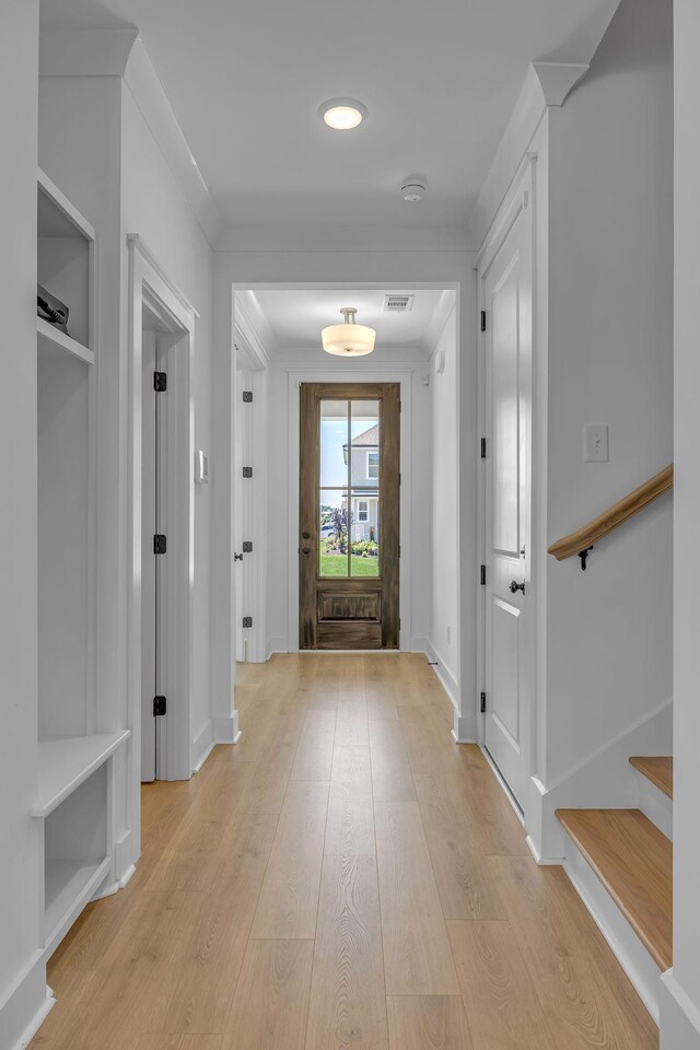 698 Conifer Dr, Spring Hill, TN 37174 - mudroom with light wood finished floors and baseboards