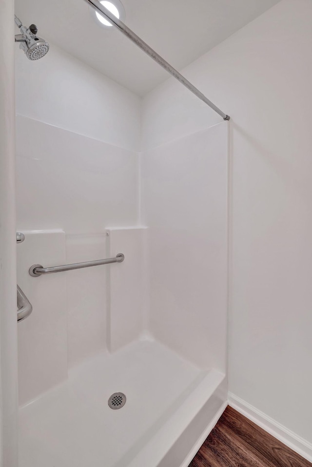 1131 Nashboro Blvd, Nashville, TN 37217 - full bath featuring baseboards, walk in shower, and wood finished floors
