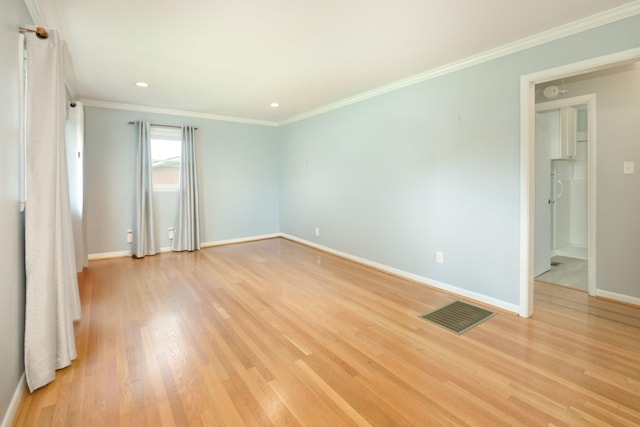 107 Hillis St, Mcminnville, TN 37110 - unfurnished room with light wood-type flooring, baseboards, visible vents, recessed lighting, and ornamental molding
