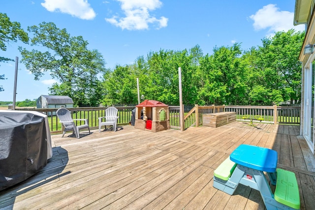 deck with grilling area