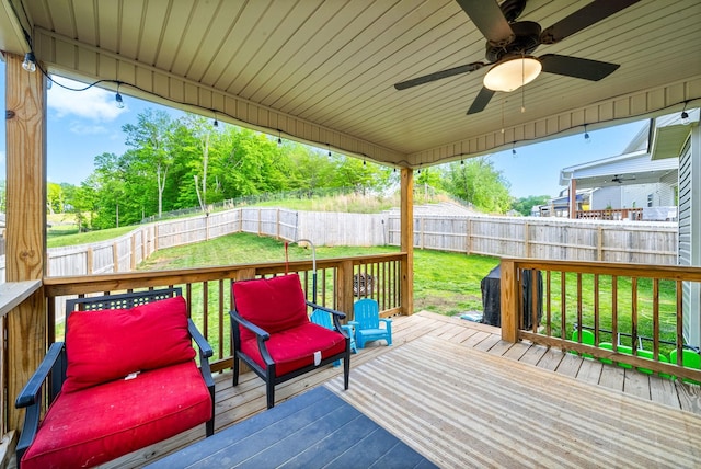 237 Wade Hampton Ln, Clarksville, TN 37040 - deck featuring a lawn, ceiling fan, and a fenced backyard