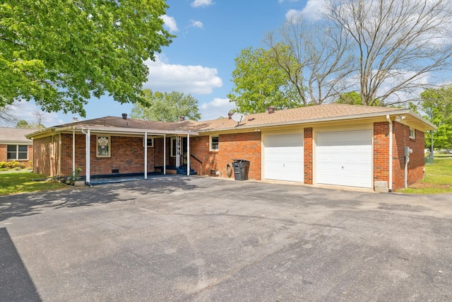 909 Hillsboro Rd, Franklin, TN 37064 - single story home featuring an attached garage, driveway, and brick siding