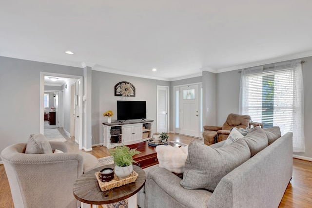 1803 W Lori Lee Dr, Gallatin, TN 37066 - living room with recessed lighting, light wood-style flooring, crown molding, and baseboards