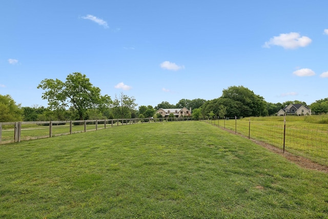 view of yard featuring a rural view