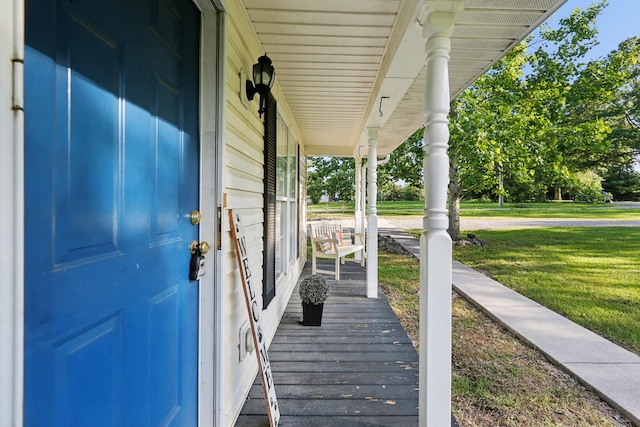 4726 Hickory Ln, Murfreesboro, TN 37129 - porch with a lawn