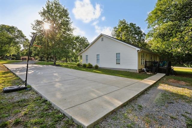 4726 Hickory Ln, Murfreesboro, TN 37129 - view of side of property featuring crawl space and a yard