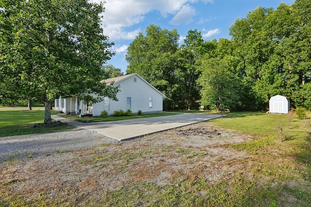 4726 Hickory Ln, Murfreesboro, TN 37129 - view of green lawn