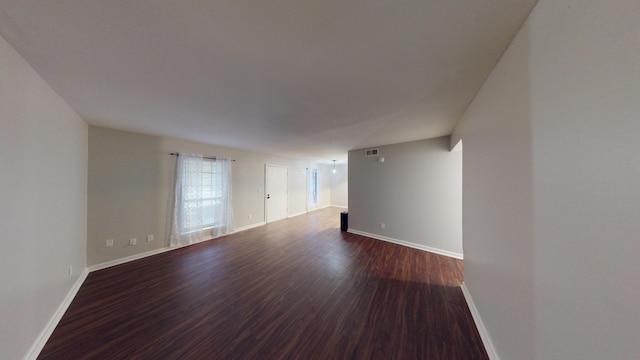 900 Mountain Creek Rd Unit G87, Chattanooga, TN 37405 - spare room with baseboards and dark wood-type flooring