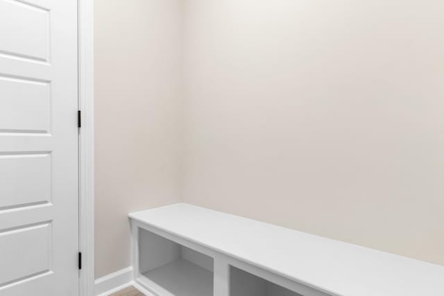 998 Alton Dr, Clarksville, TN 37043 - mudroom with baseboards