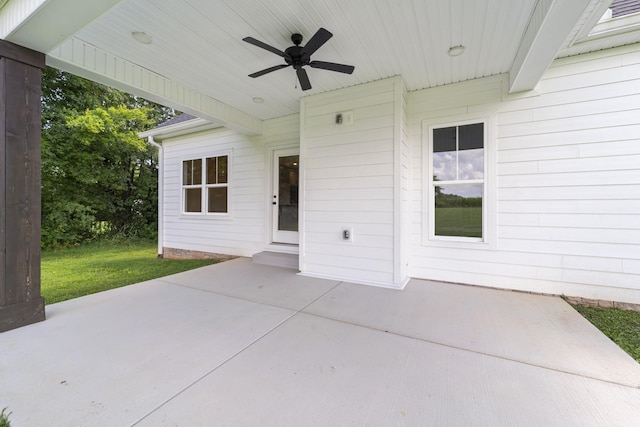 view of patio / terrace with ceiling fan