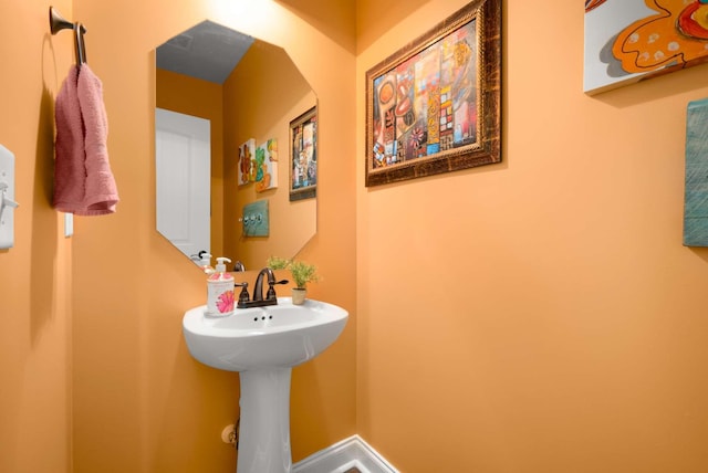 5000 Moretto Ct, Spring Hill, TN 37174 - bathroom featuring a sink