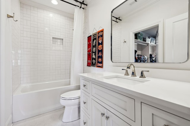 6124 Montcrest Dr, Nashville, TN 37215 - full bathroom featuring tile patterned floors, vanity, shower / bathtub combination with curtain, toilet, and visible vents