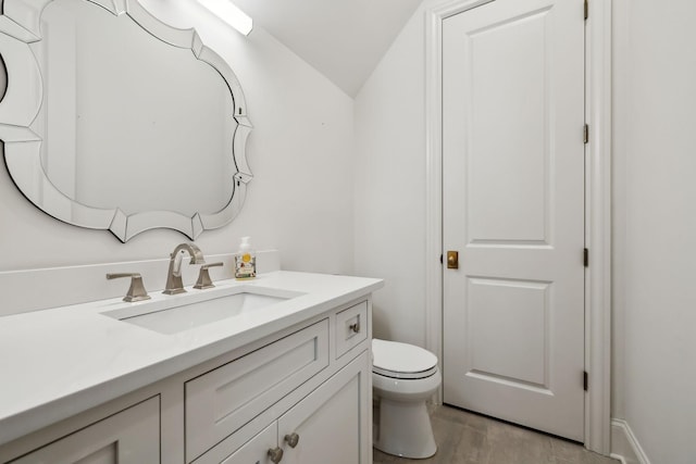 6124 Montcrest Dr, Nashville, TN 37215 - bathroom with wood finished floors, toilet, and vanity