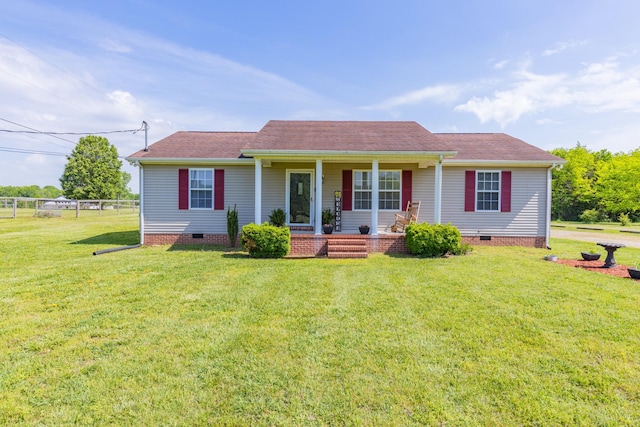 1496 Wade Brown Rd, Lewisburg, TN 37091 - ranch-style home featuring a porch, fence, a front yard, and crawl space