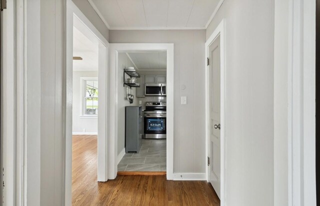 1901 Cherry St, Columbia, TN 38401 - hall with wood finished floors, crown molding, and baseboards