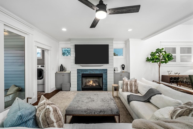 2510 Belmont Blvd, Nashville, TN 37212 - living room with recessed lighting, a ceiling fan, wood finished floors, a fireplace, and washer / dryer