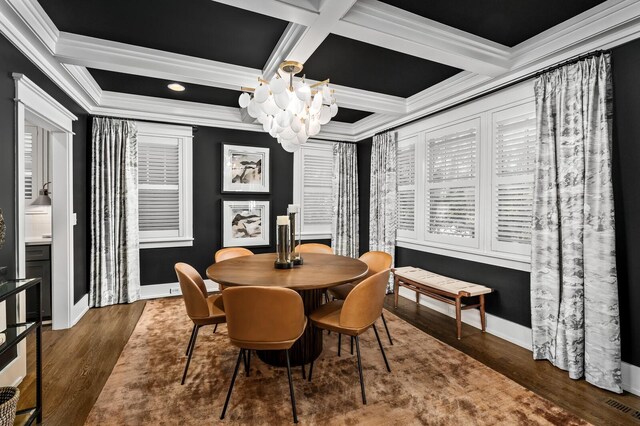 2510 Belmont Blvd, Nashville, TN 37212 - dining room featuring wood finished floors, visible vents, a notable chandelier, and ornamental molding