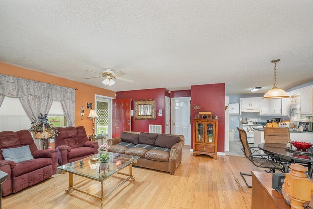 543 Skyview Dr, Ashland City, TN 37015 - photo 6