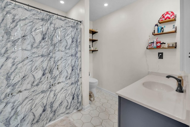 369 Talpha Dr, Dowelltown, TN 37059 - bathroom featuring tile patterned floors, a shower with curtain, toilet, recessed lighting, and vanity