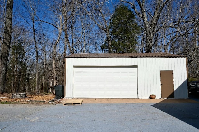 4310 Memory Ln, Adams, TN 37010 - view of detached garage